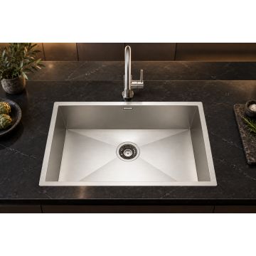 RAGGIO ZERO 70 pomivalno korito za 80 cm omarico – prostorno, mirno, točno
